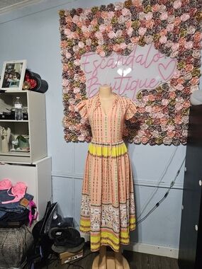 Gibson Latimer Peach and Yellow Floral Midi Dress